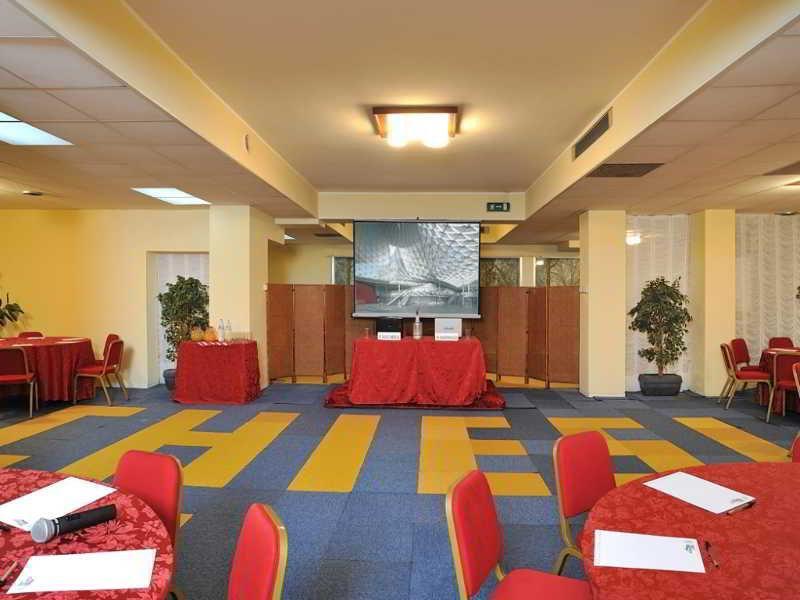 Hotel & Residence Dei Duchi Урбино Екстериор снимка