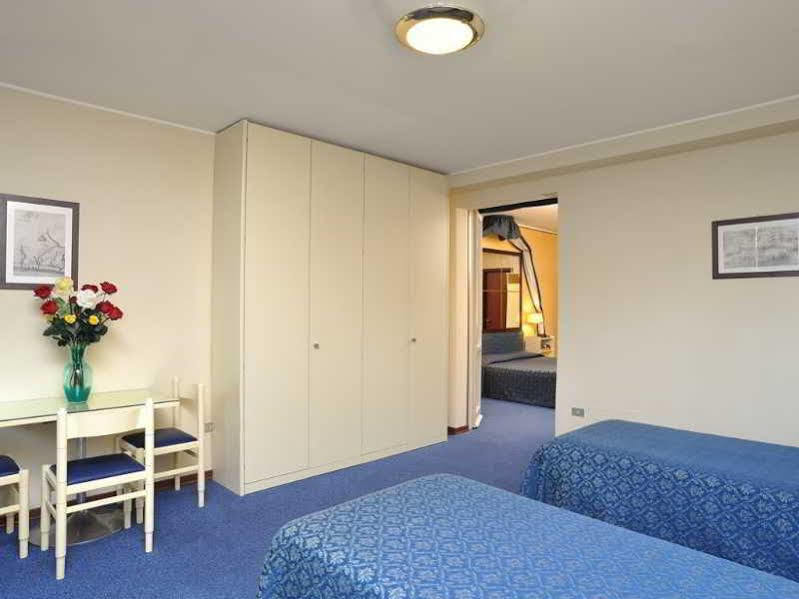 Hotel & Residence Dei Duchi Урбино Екстериор снимка